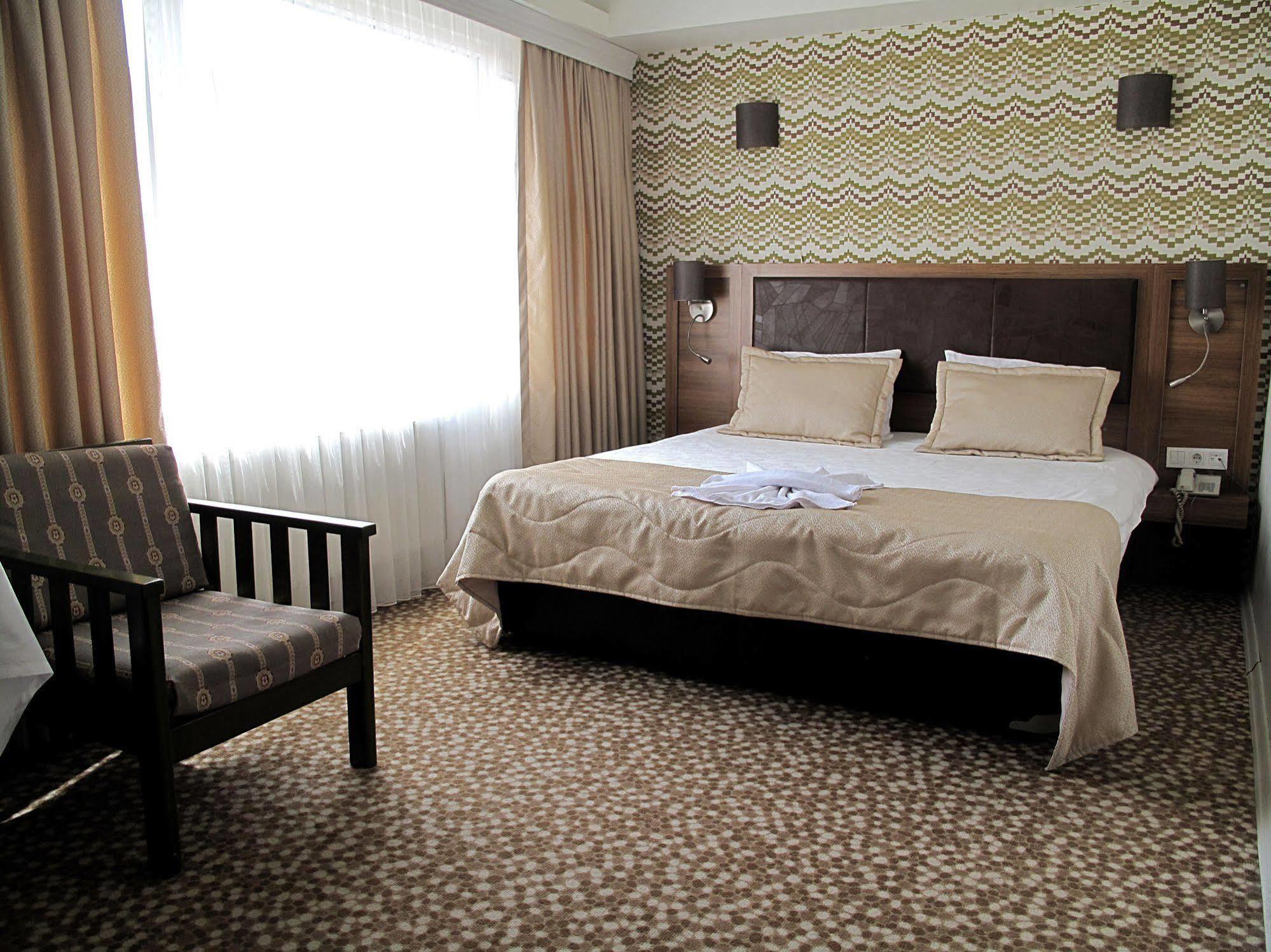 แกรนด์ แอส โฮเต็ล Hotel อิสตันบูล ภายนอก รูปภาพ